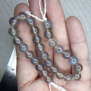 $💲$ 8mm Gray Agate 8in Strand #8